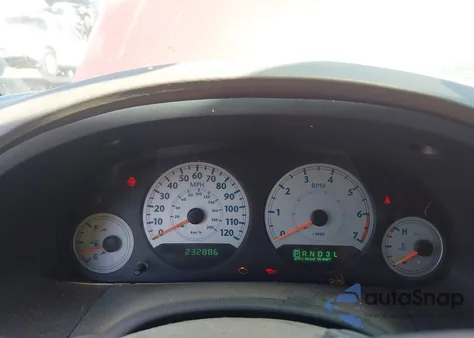 2005 Chrysler Town & Country Touring from USA, damaged, VIN 2C4GP54L65R530904